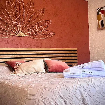 Perlazur - Piscine Et Vue فيلة *