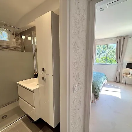 Perlazur - Piscine Et Vue * كافالير سور مير