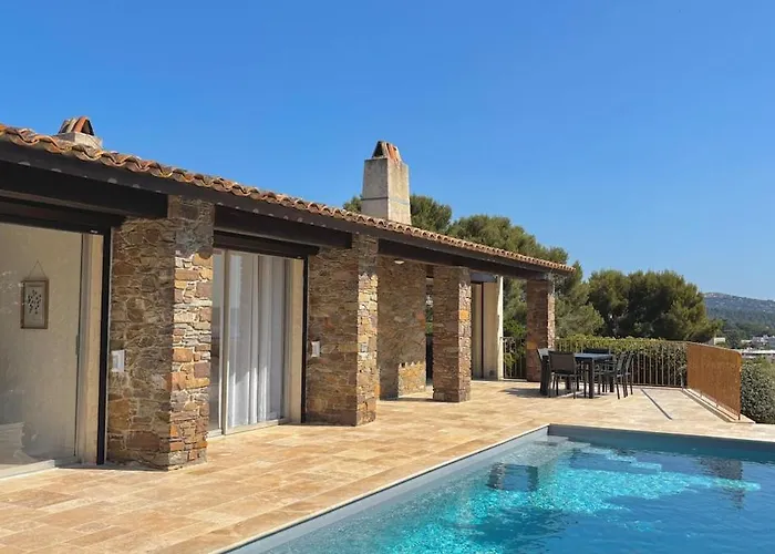 Perlazur - Piscine Et Vue Cavalaire-sur-Mer
