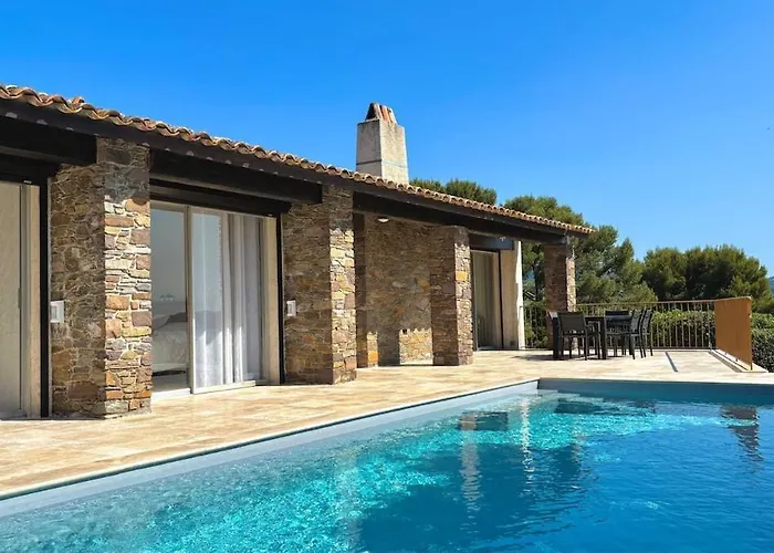 Perlazur - Piscine Et Vue Cavalaire-sur-Mer